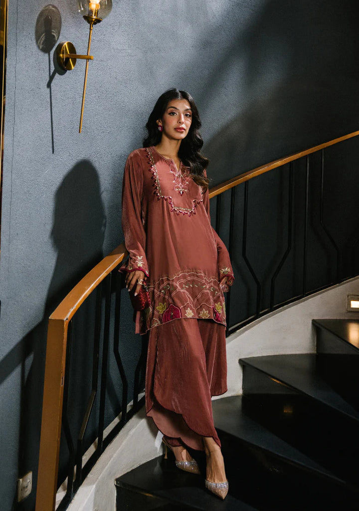 Solids Official | Velvet Luxe '25 - MILA