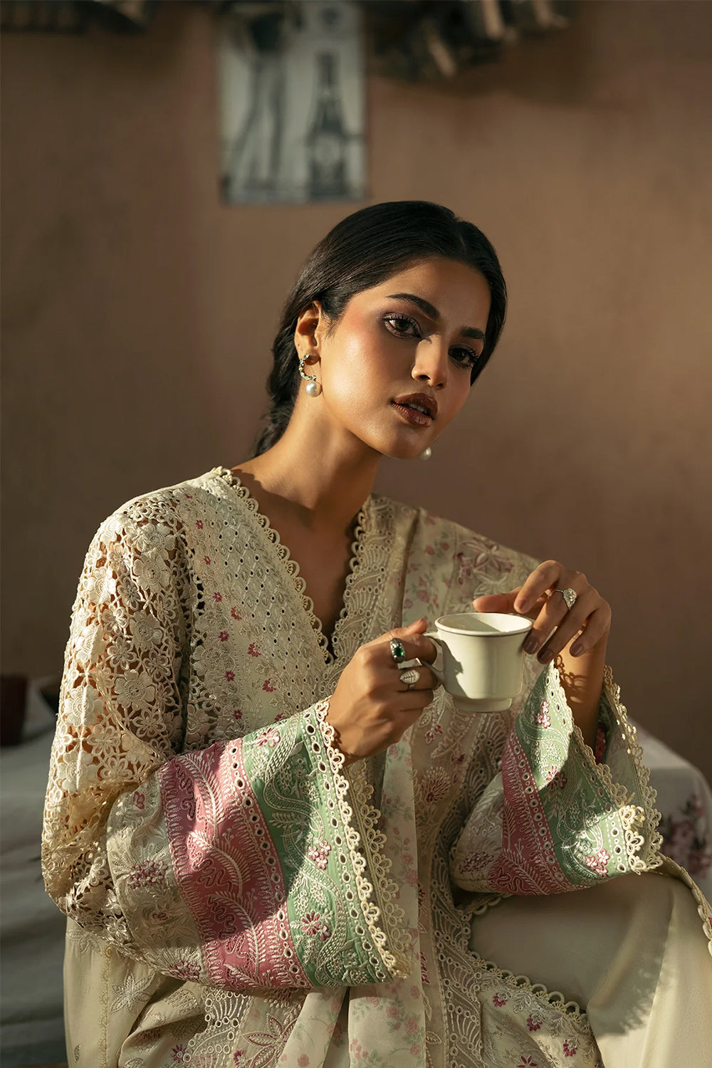 AFROZEH |Mohabbat-Mulaqatat Festive Lawn '2025