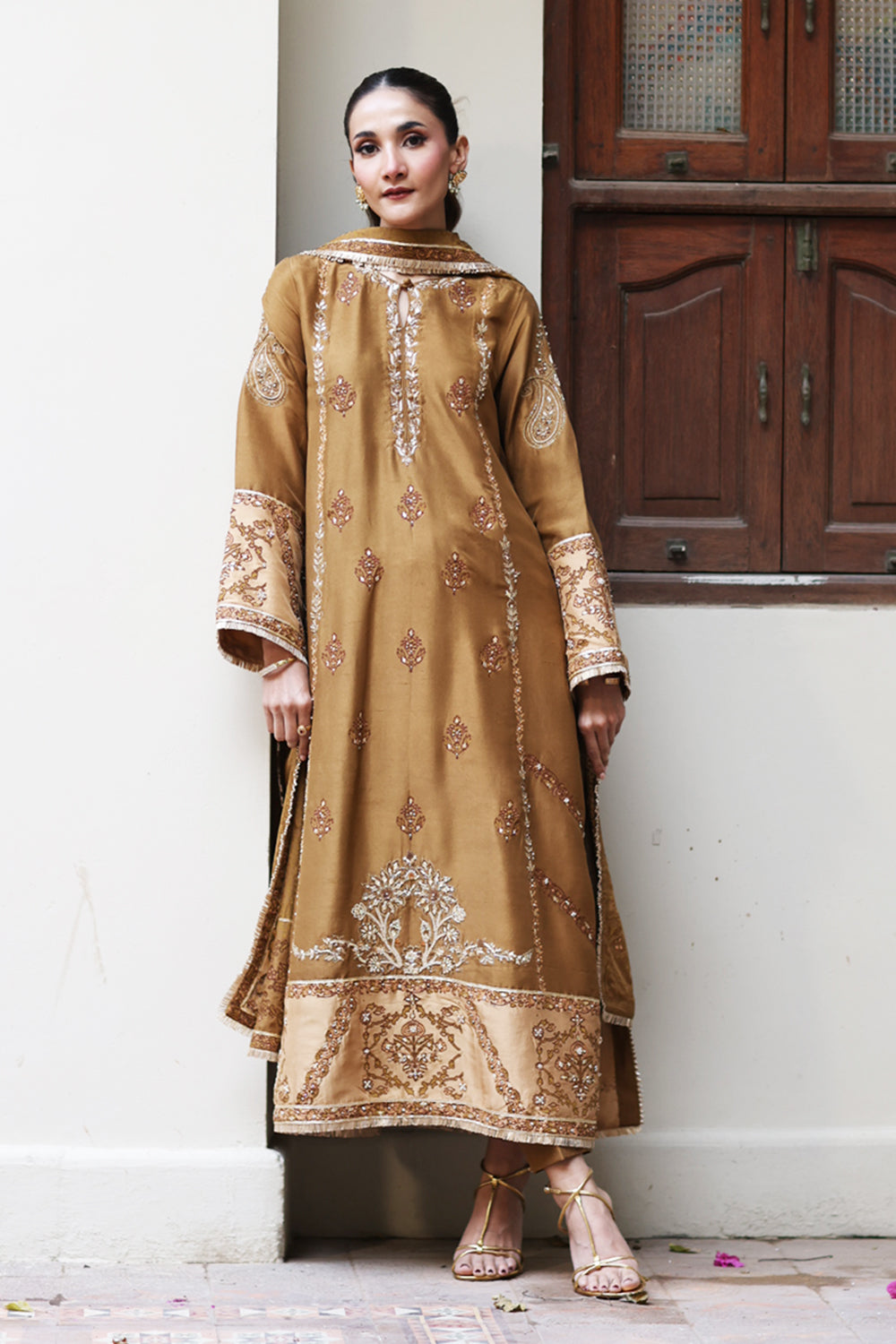 Ansab Jahangir |Nina