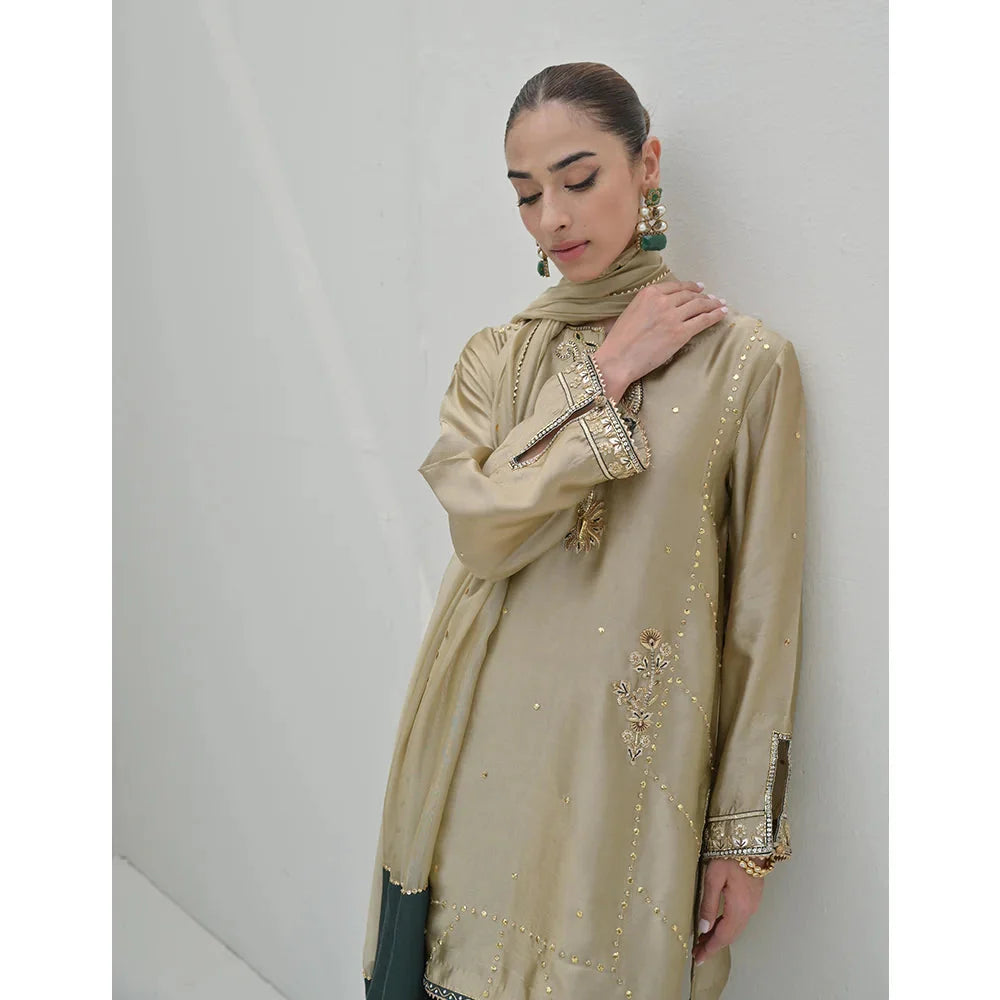 NIMRAH HAFSA | AMIRA FULL SET