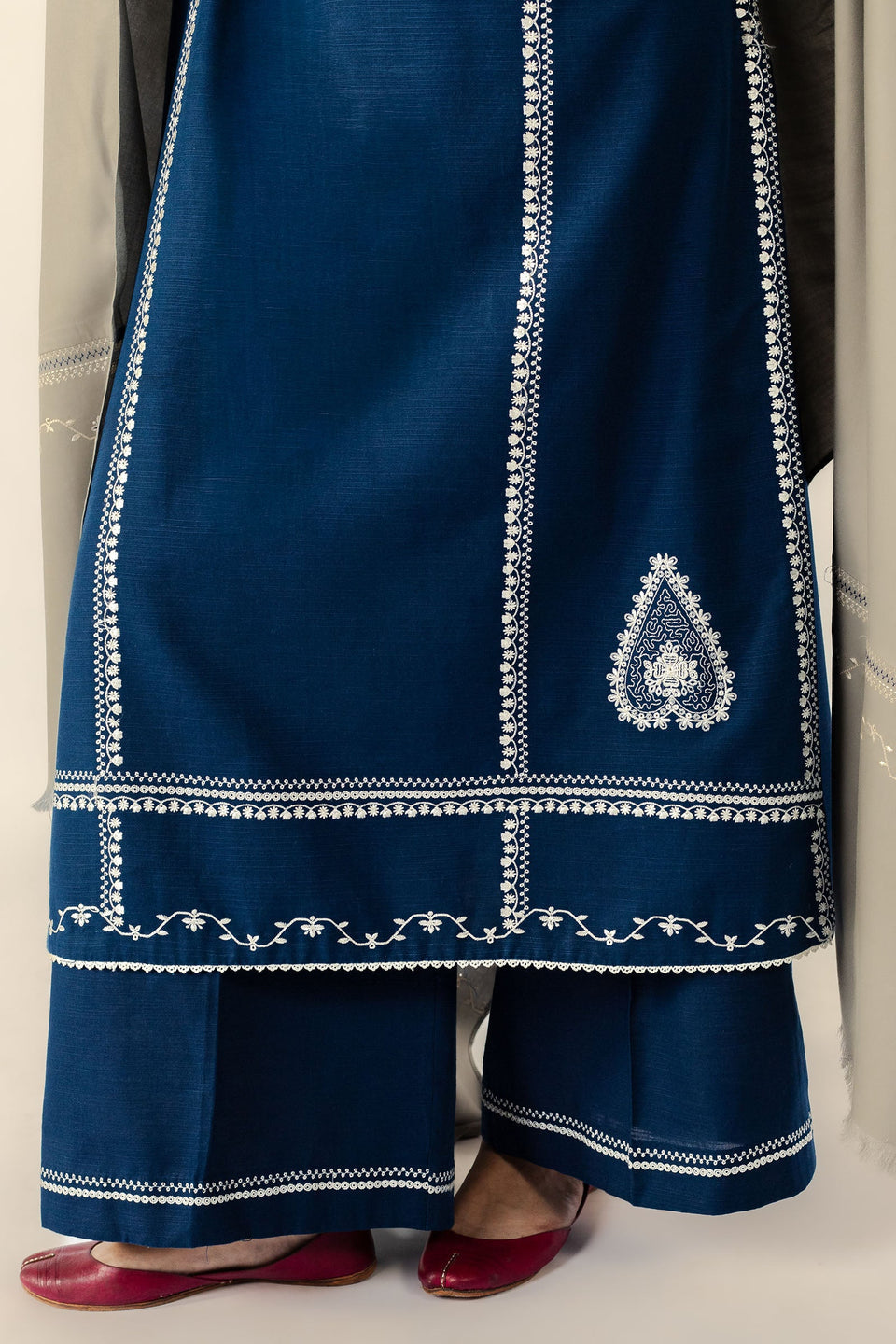 ZARA SHAHJAHAN | PRET A/W 2025 - AZURE