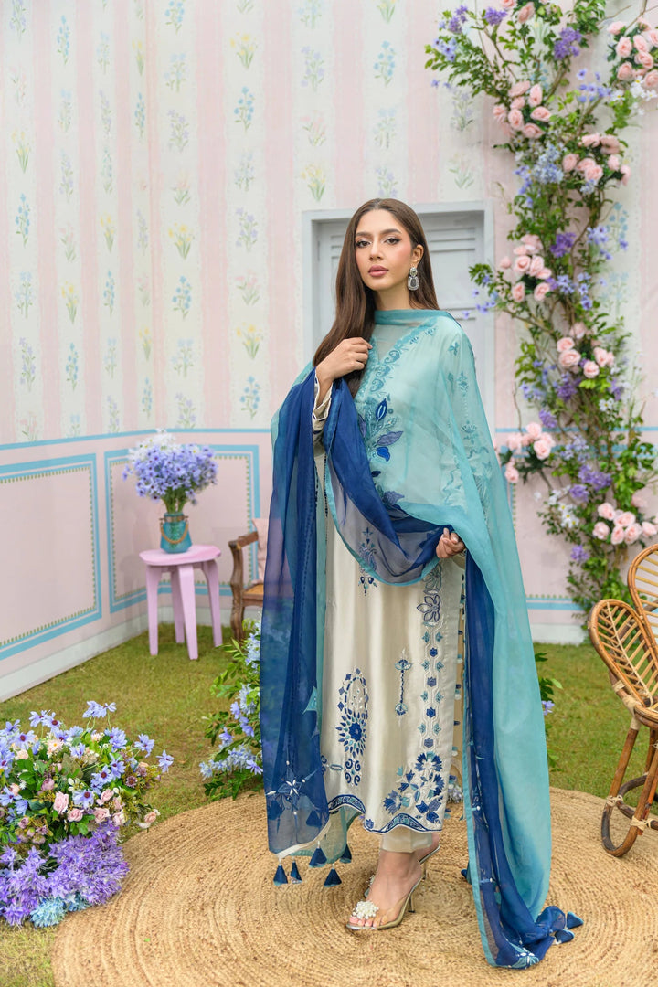 Flairs Studio| Zarayna-Festive Formals '25 - Coconut Latte