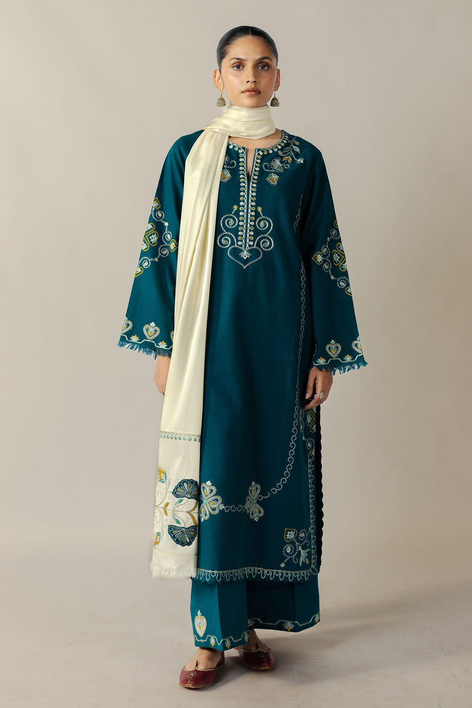 ZARA SHAHJAHAN | PRET A/W 2025 - CYANNE
