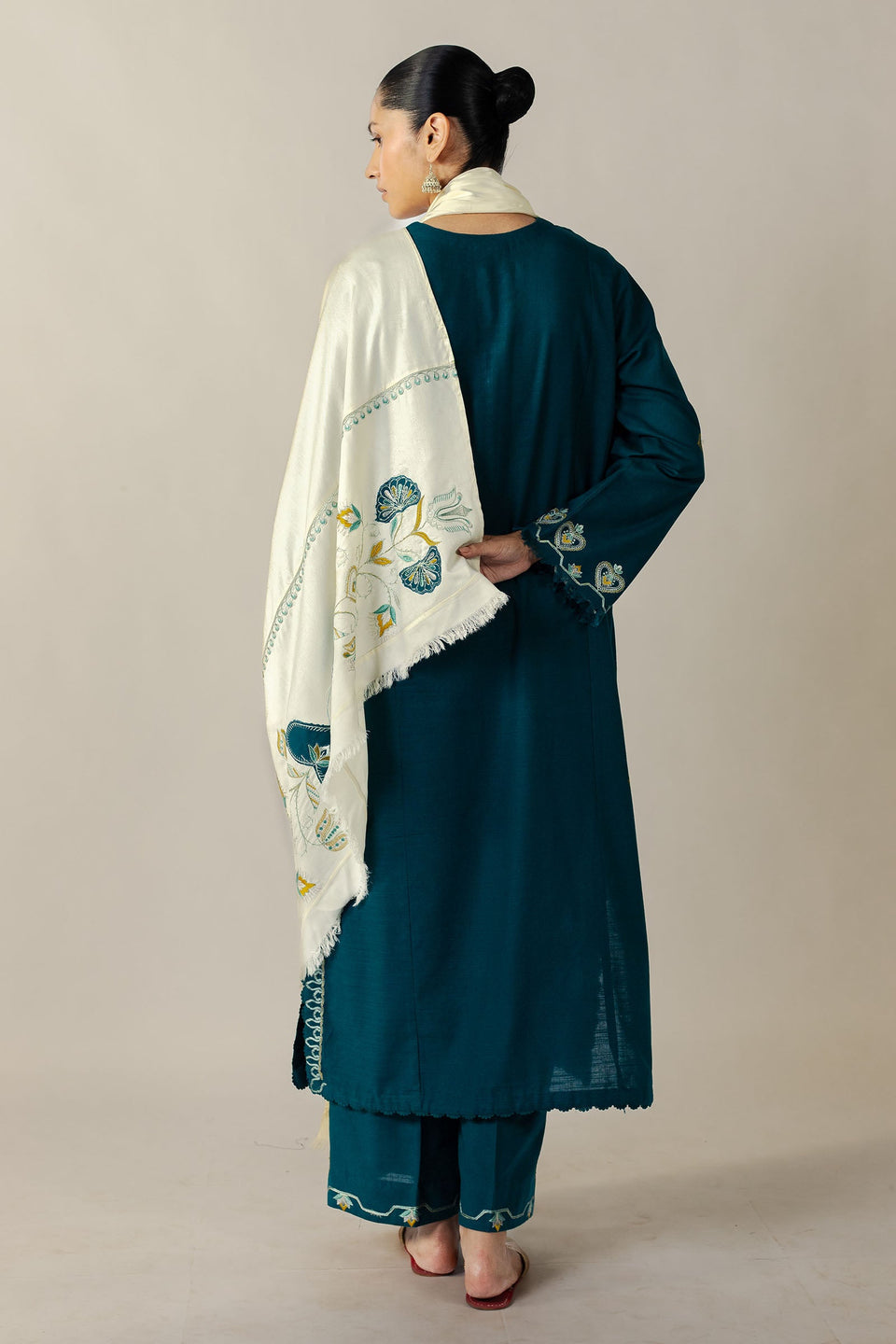 ZARA SHAHJAHAN | PRET A/W 2025 - CYANNE