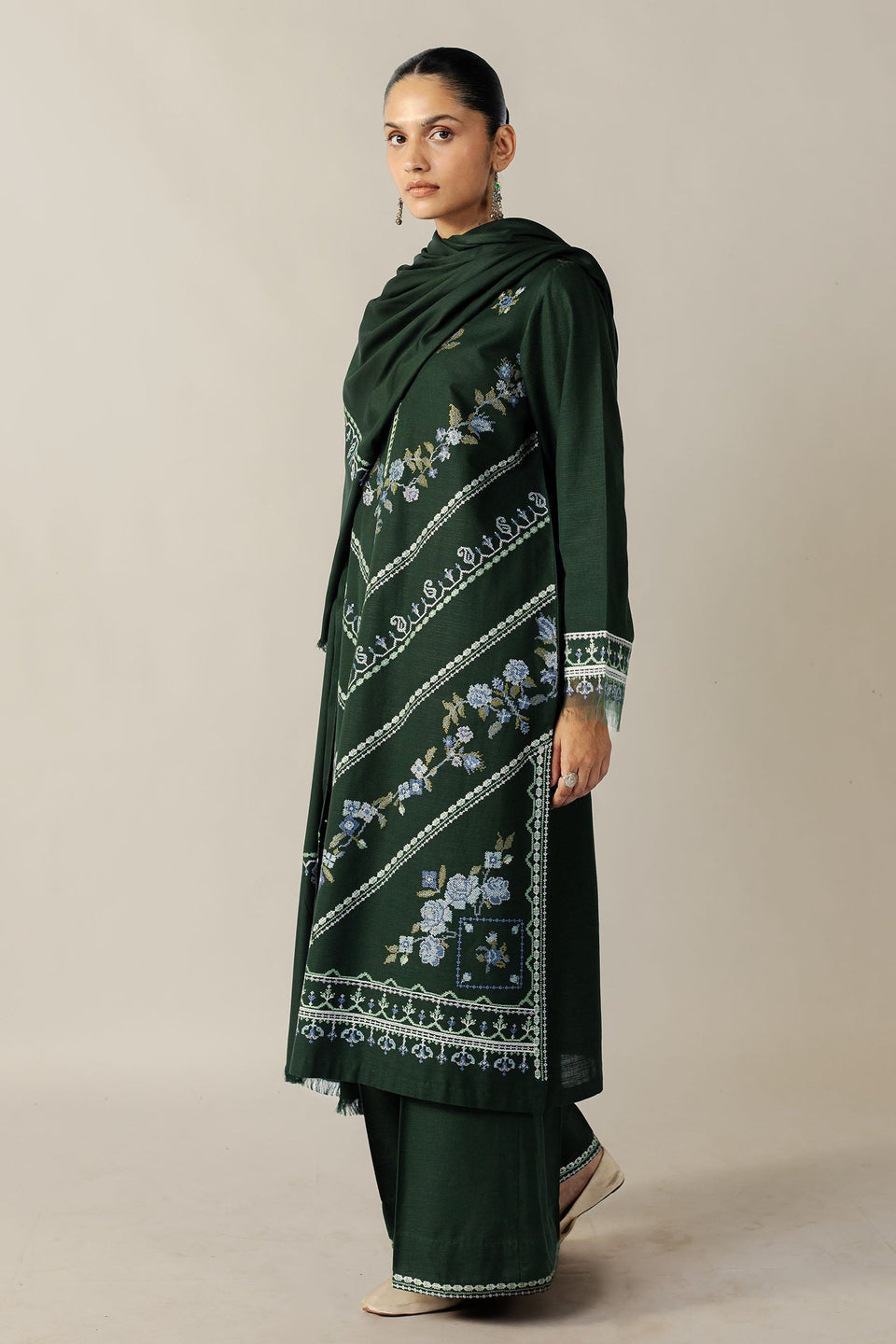 zara shahjahan | Pret A/W 2025 - FERN