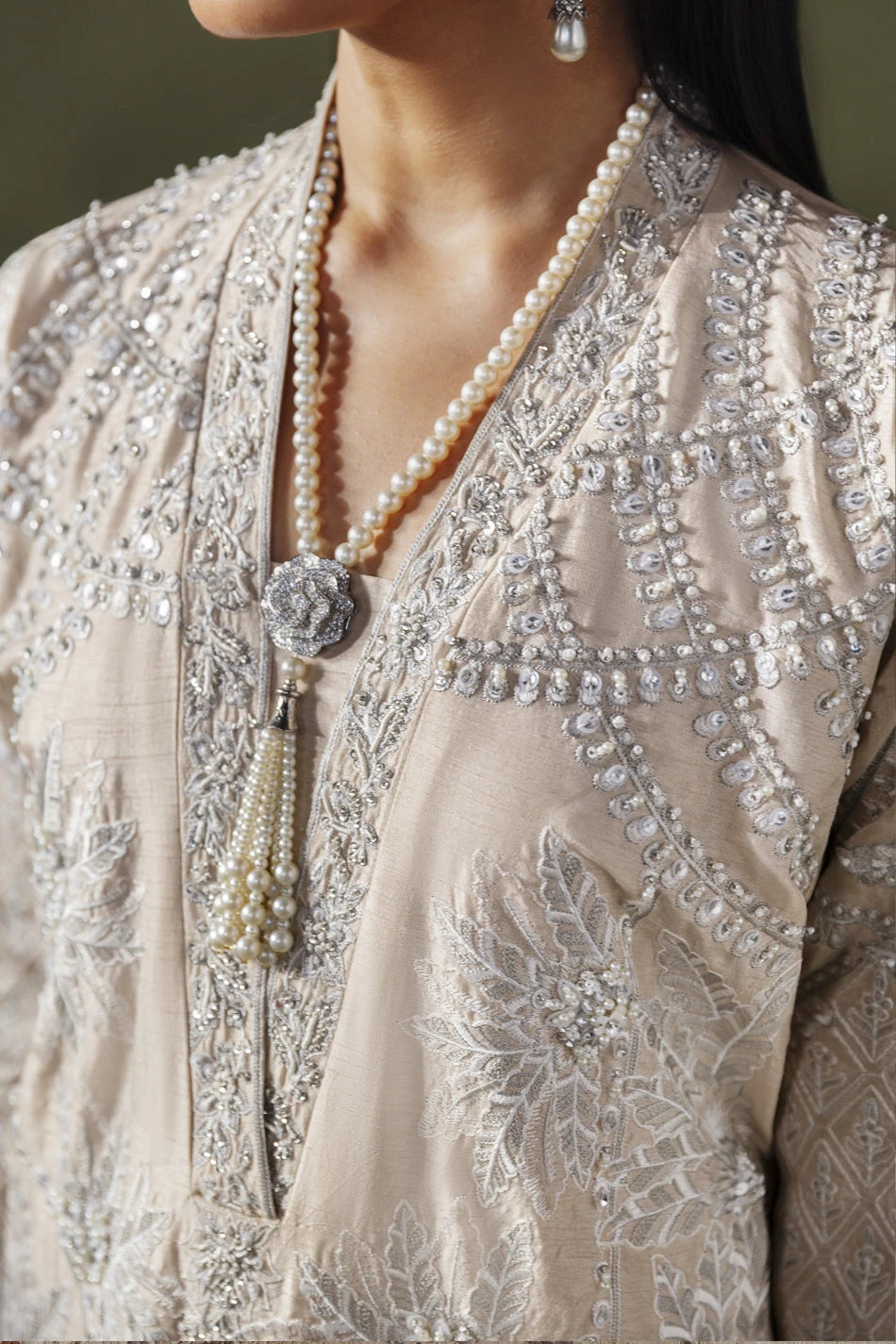 Ammara Khan|Solenne '25 - Ivory Symphony (D-04)