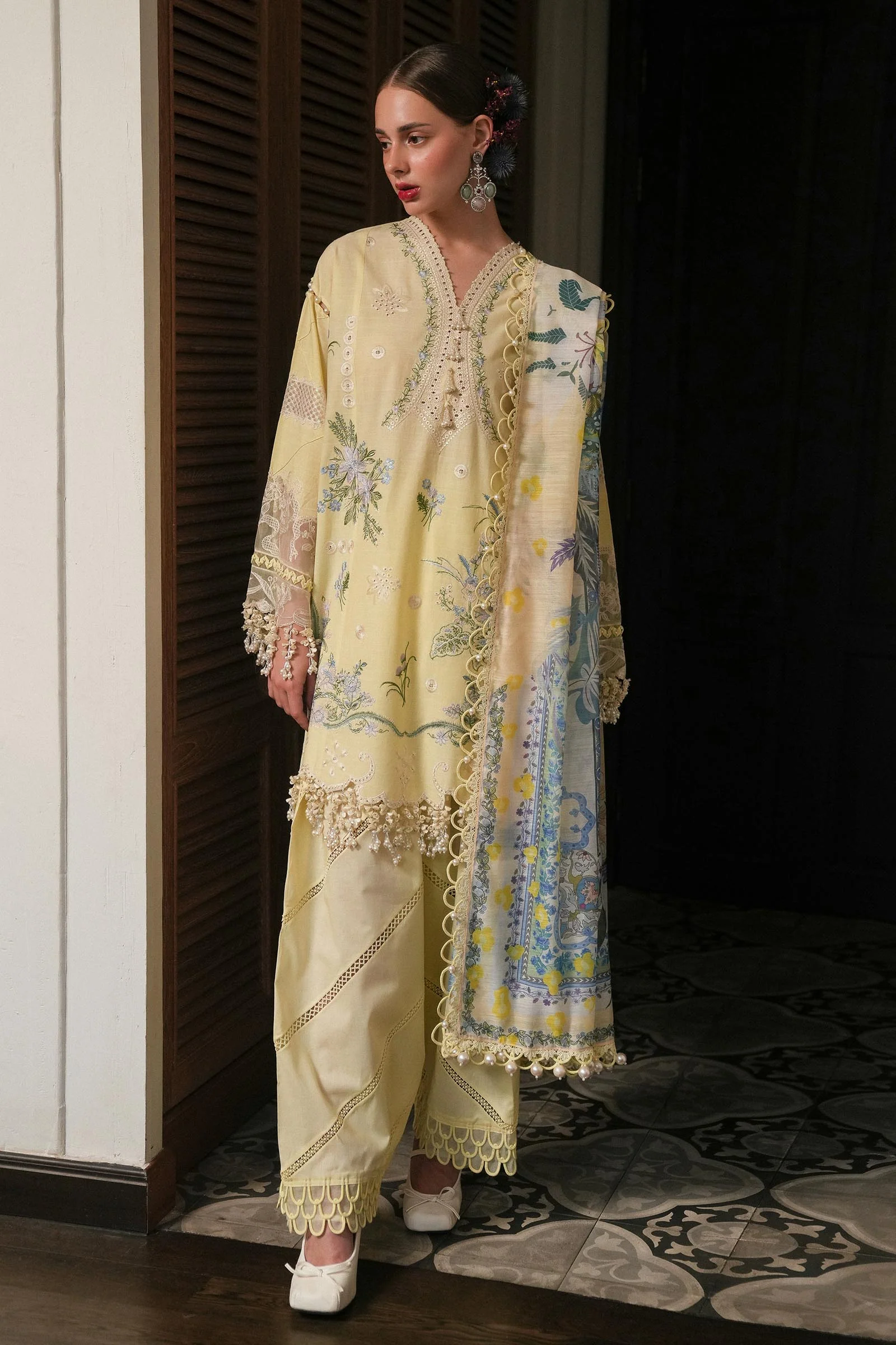 Sana Safinaz |Luxury Lawn '25 - L251-010A-3DI