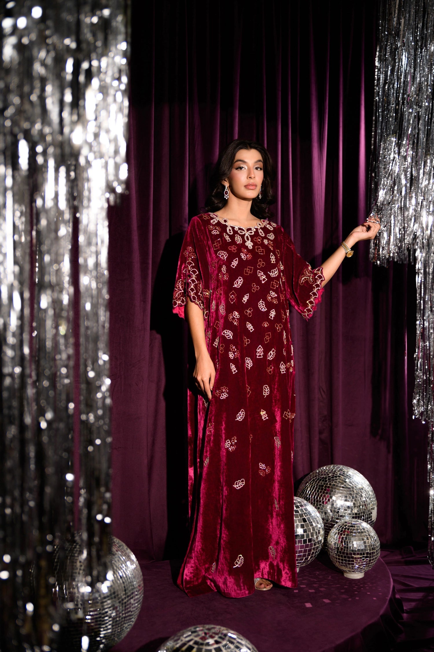 Flairs Studio| Mara Velvet Luxe '25 - Luna