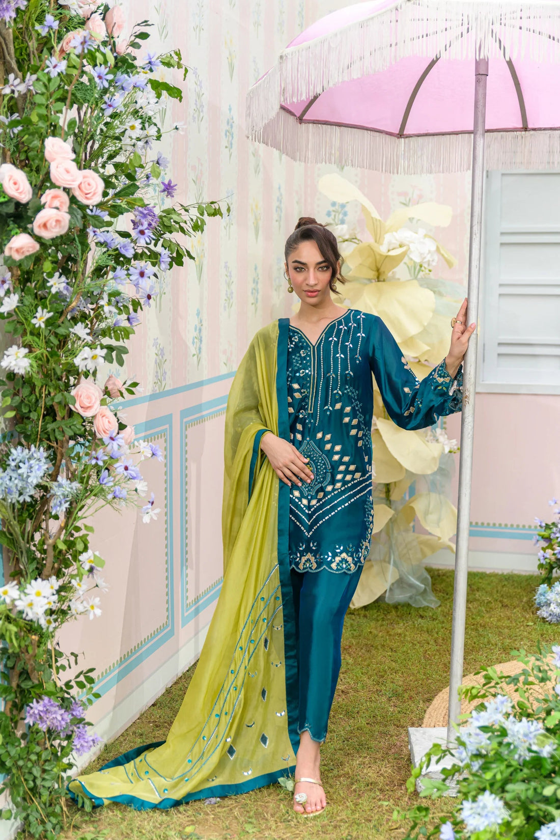 Flairs Studio| Zarayna-Festive Formals '25 -Mermaid