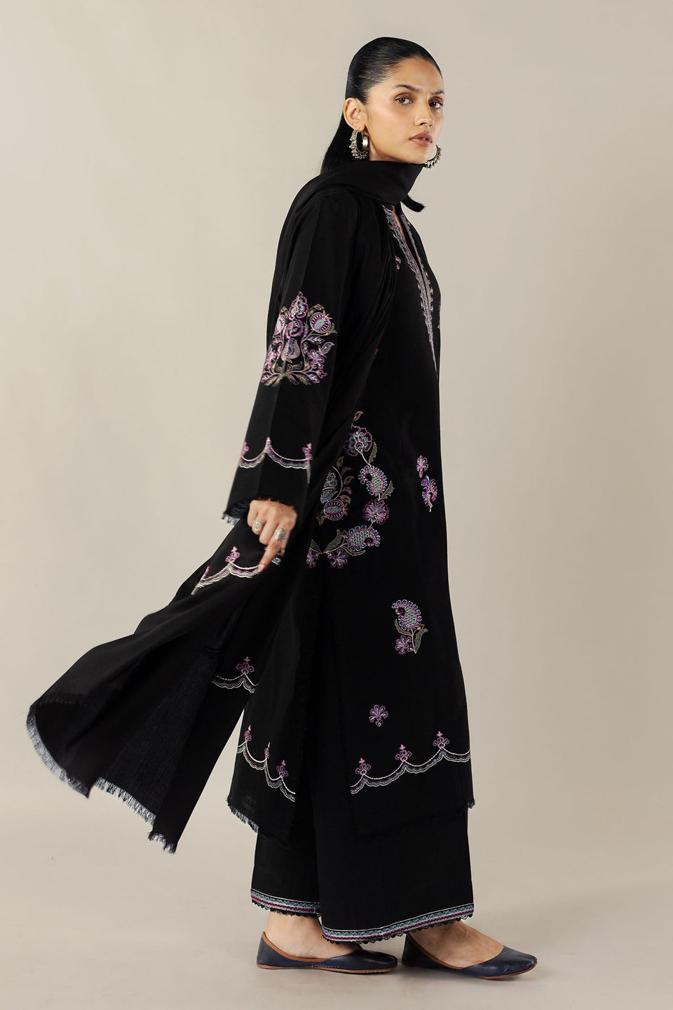 ZARA SHAHJAHAN | PRET A/W 2025 - MIDNIGHT