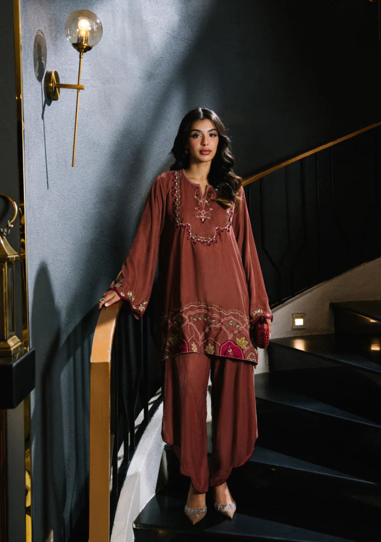 Solids Official | Velvet Luxe '25 - MILA