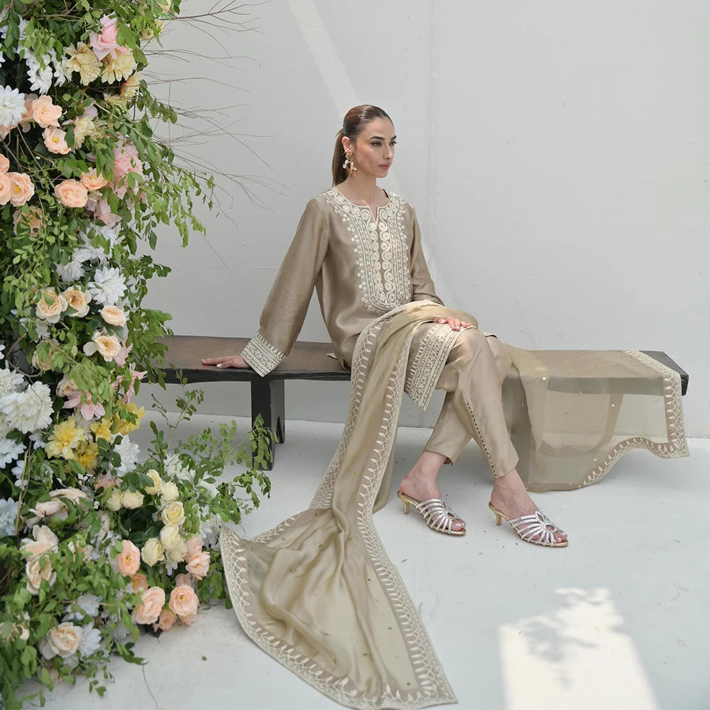 NIMRAH HAFSA | NIHAL FULL SET