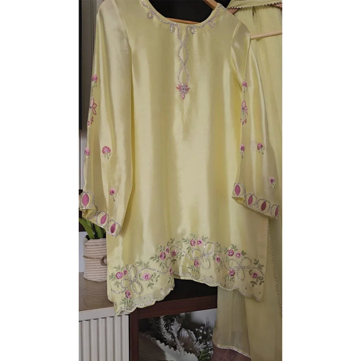 NIMRAH HAFSA | ROSEPINK X BUTTERYELLOW