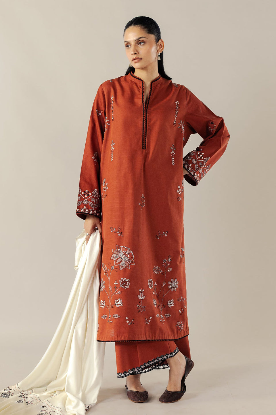 ZARA SHAHJAHAN | PRET A/W 2025 -SIENNA