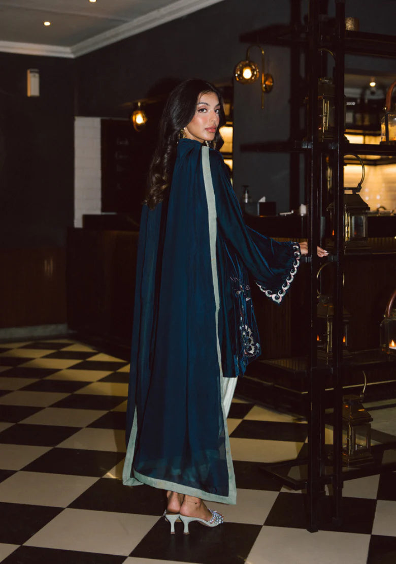 Solids Official | Velvet Luxe '25 - SOPHIE DUPATTA