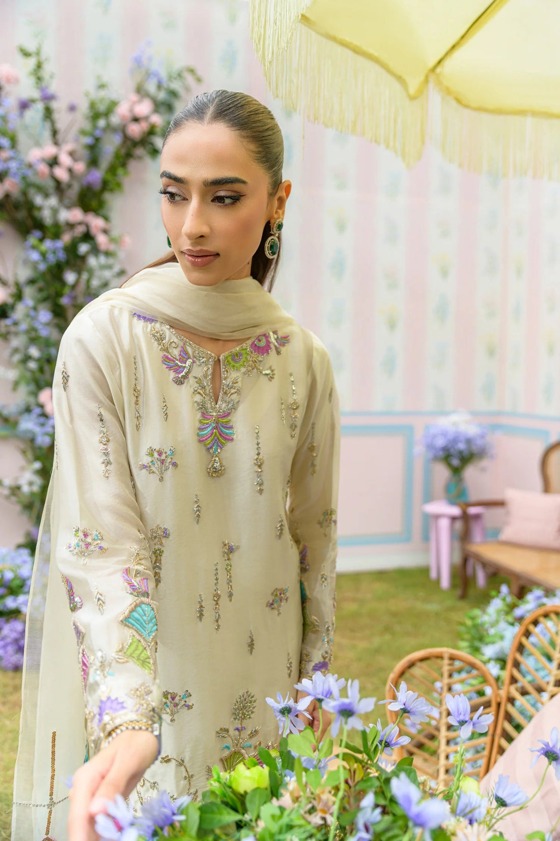 Flairs Studio|Zarayna-Festive Formals '25 - Unicorn