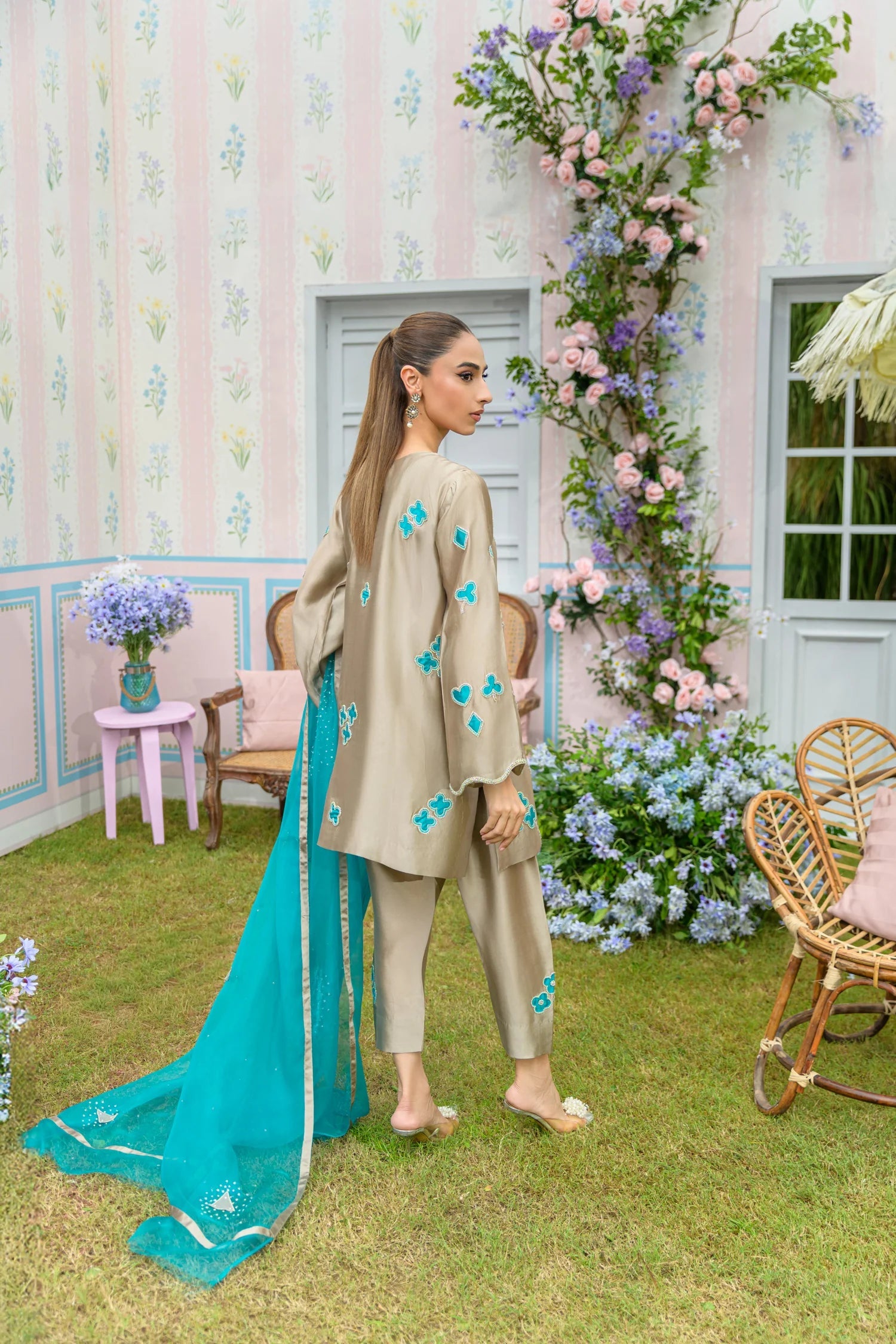 Flairs Studio |Zarayna-Festive Formals '25 - Vancleef