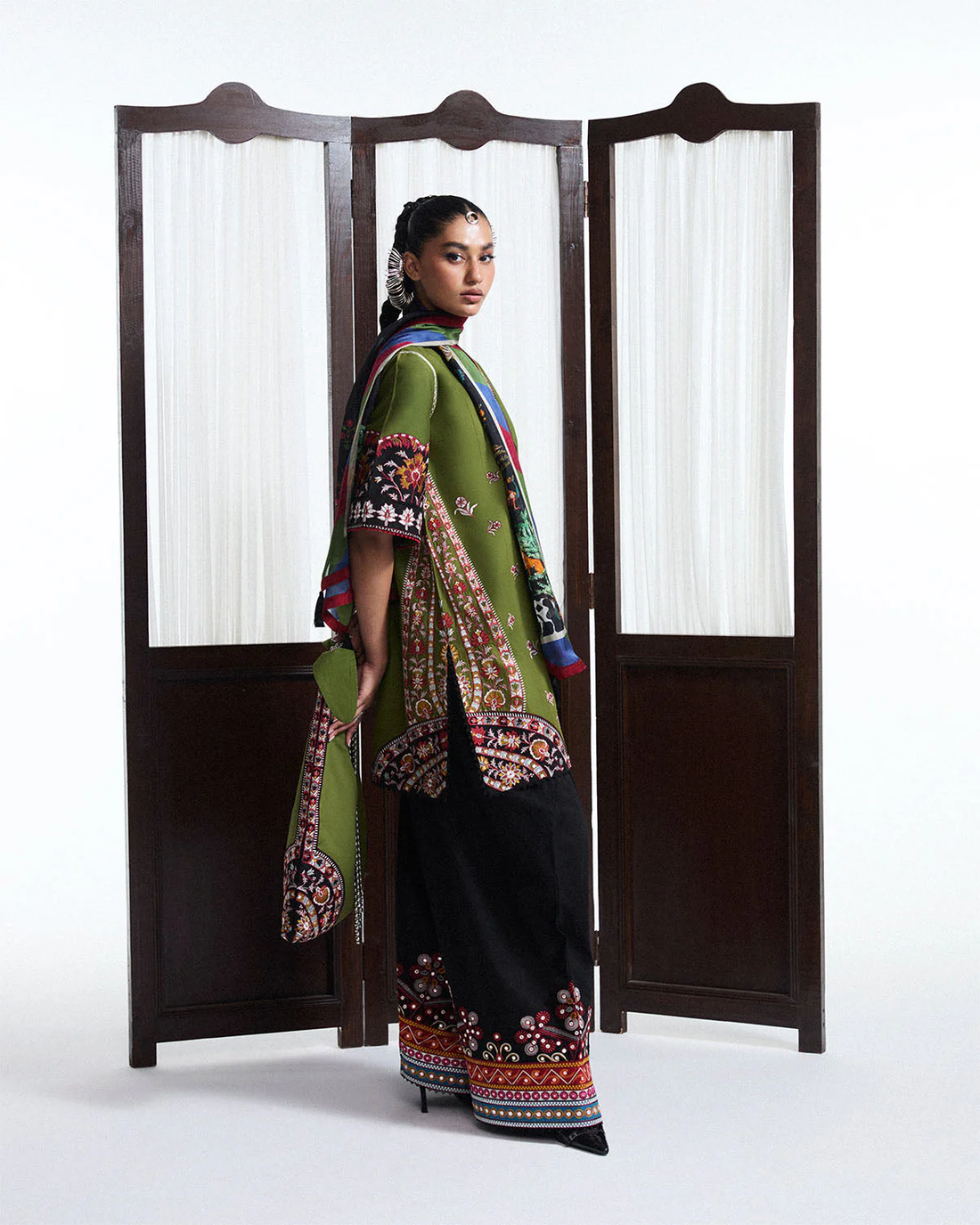 Jugnu| S’25 EID Pret’25-LAVANYA-Scarf