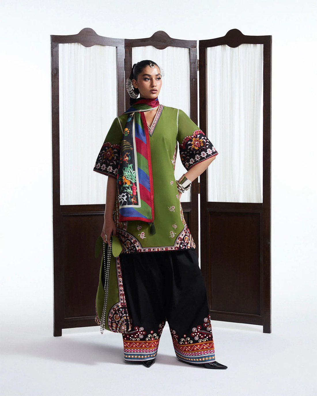 Jugnu| S’25 EID Pret’25-LAVANYA-Scarf