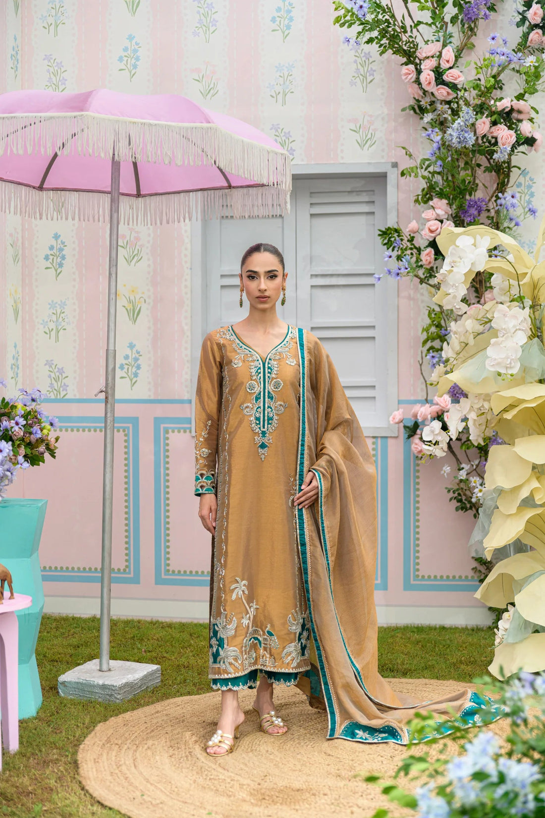 Flairs Studio |Zarayna-Festive Formals '25 - Zarminay