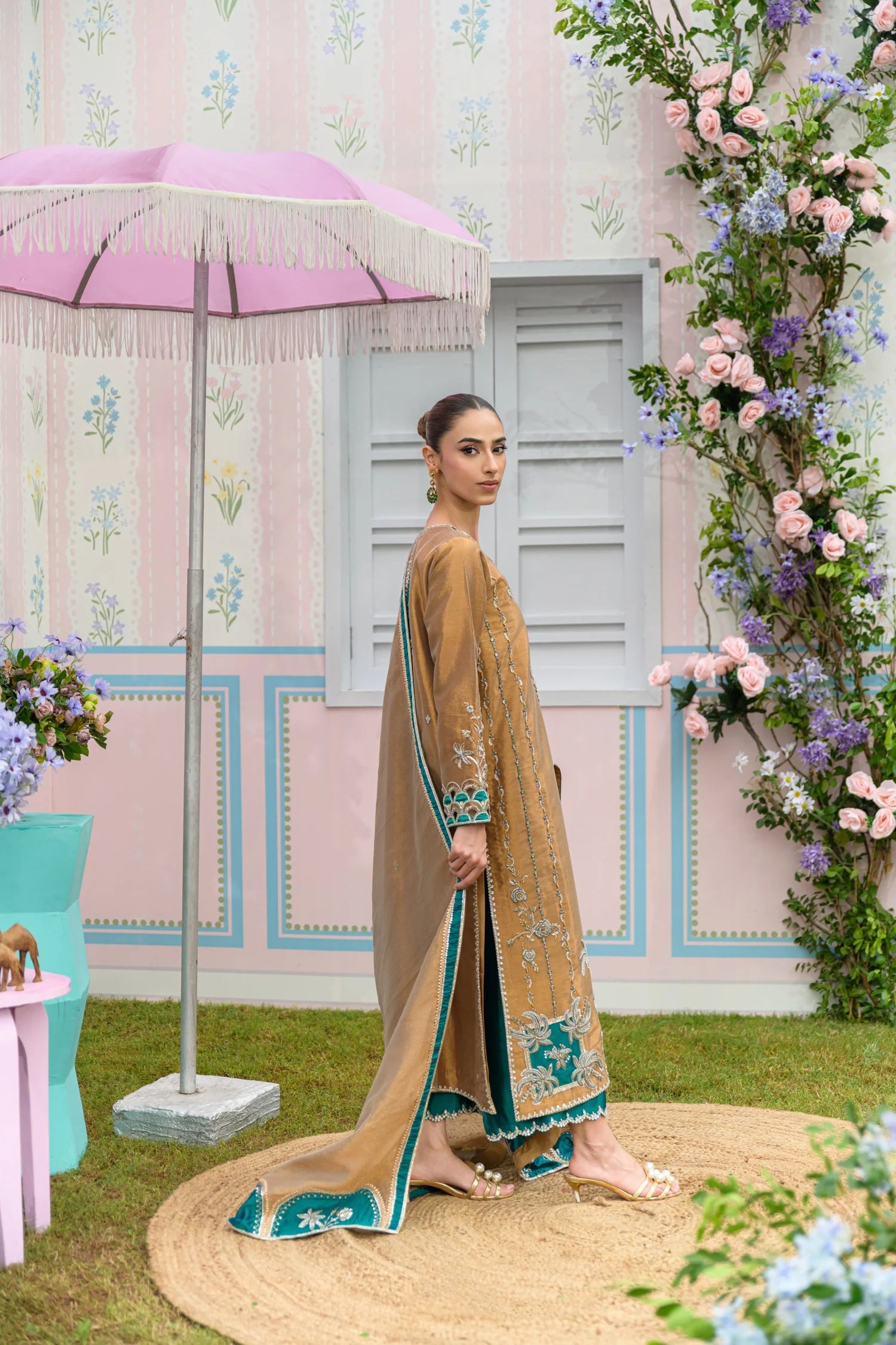 Flairs Studio |Zarayna-Festive Formals '25 - Zarminay