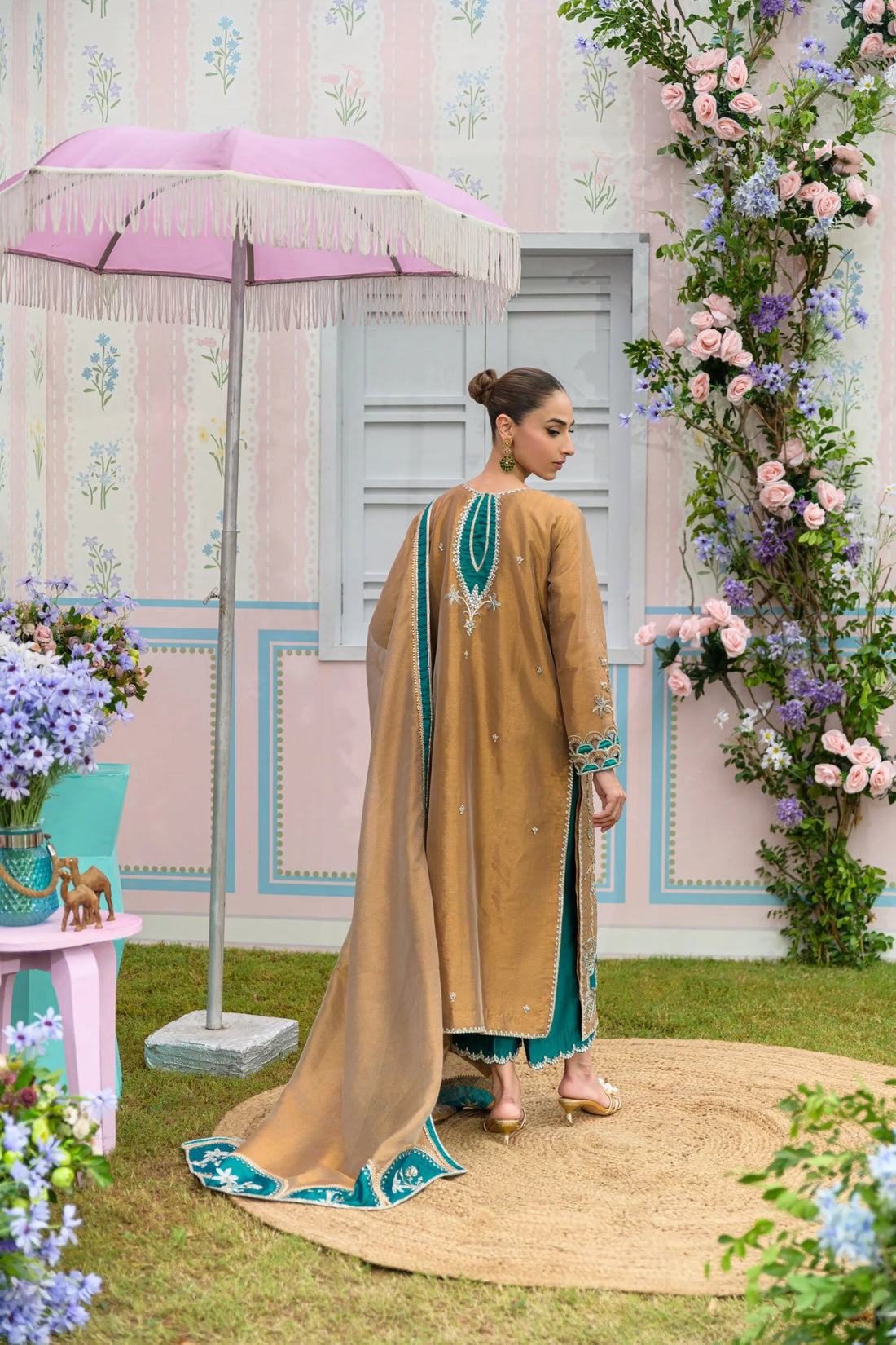 Flairs Studio |Zarayna-Festive Formals '25 - Zarminay