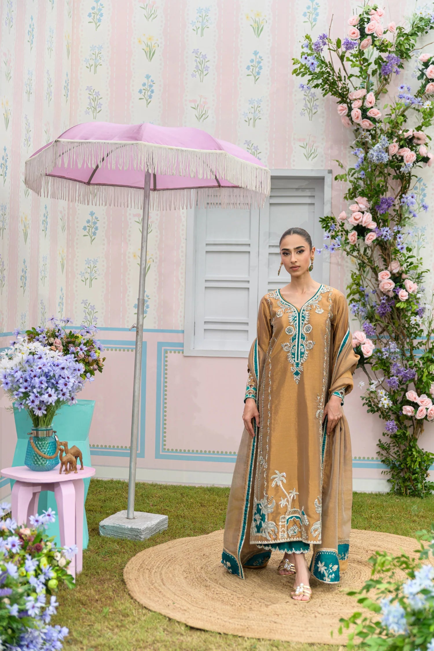 Flairs Studio |Zarayna-Festive Formals '25 - Zarminay