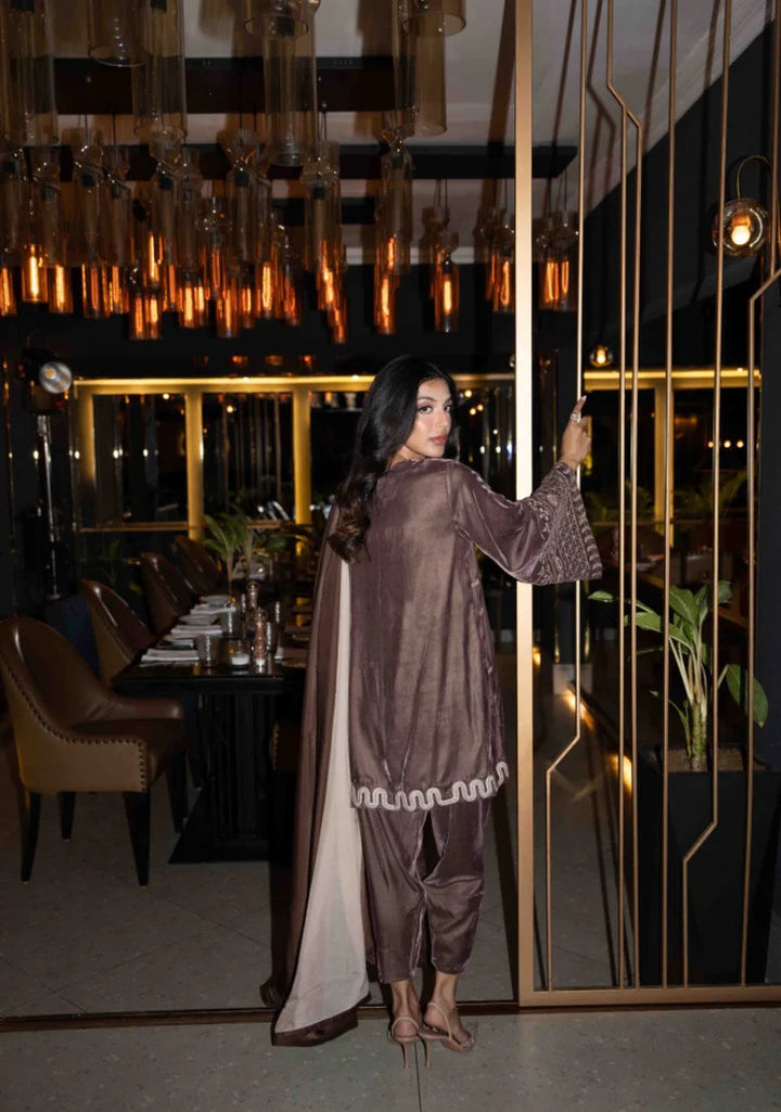 Solids Official | Velvet Luxe '25 - ZURI DUPATTA